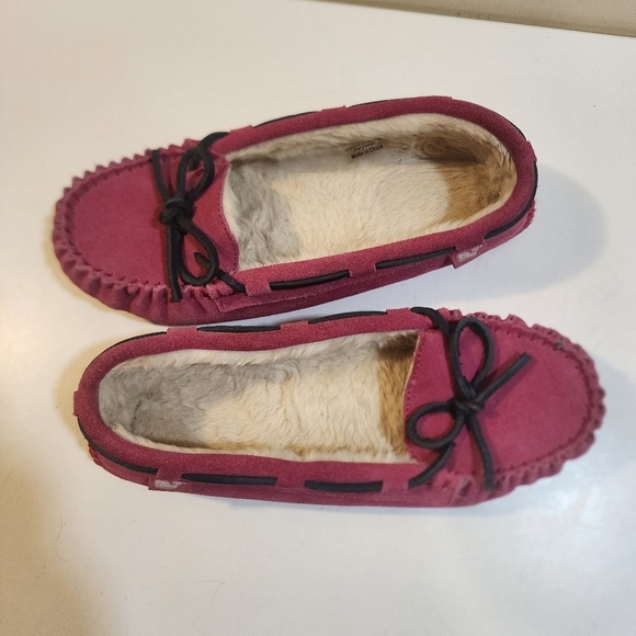 VINEYARD VINES Pink Sued Leather Faux Fur Linning Slippers size 6M - Picture 7 of 11